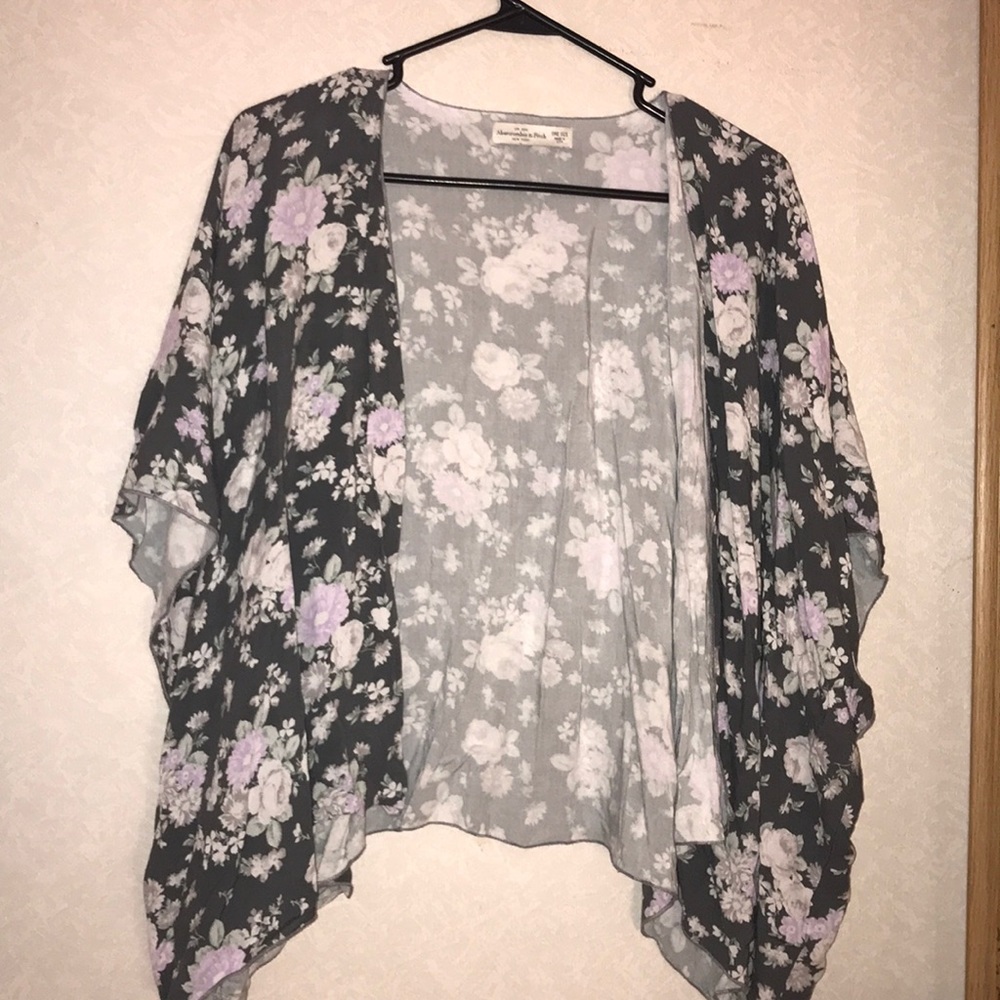 Abercrombie Floral Kimono